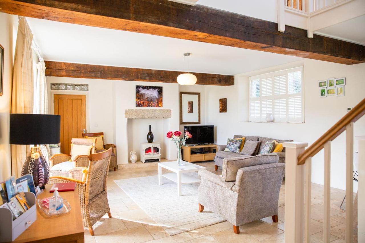 Higher Weddicott Barn Holiday Cottage - Self Catering Chagford Extérieur photo