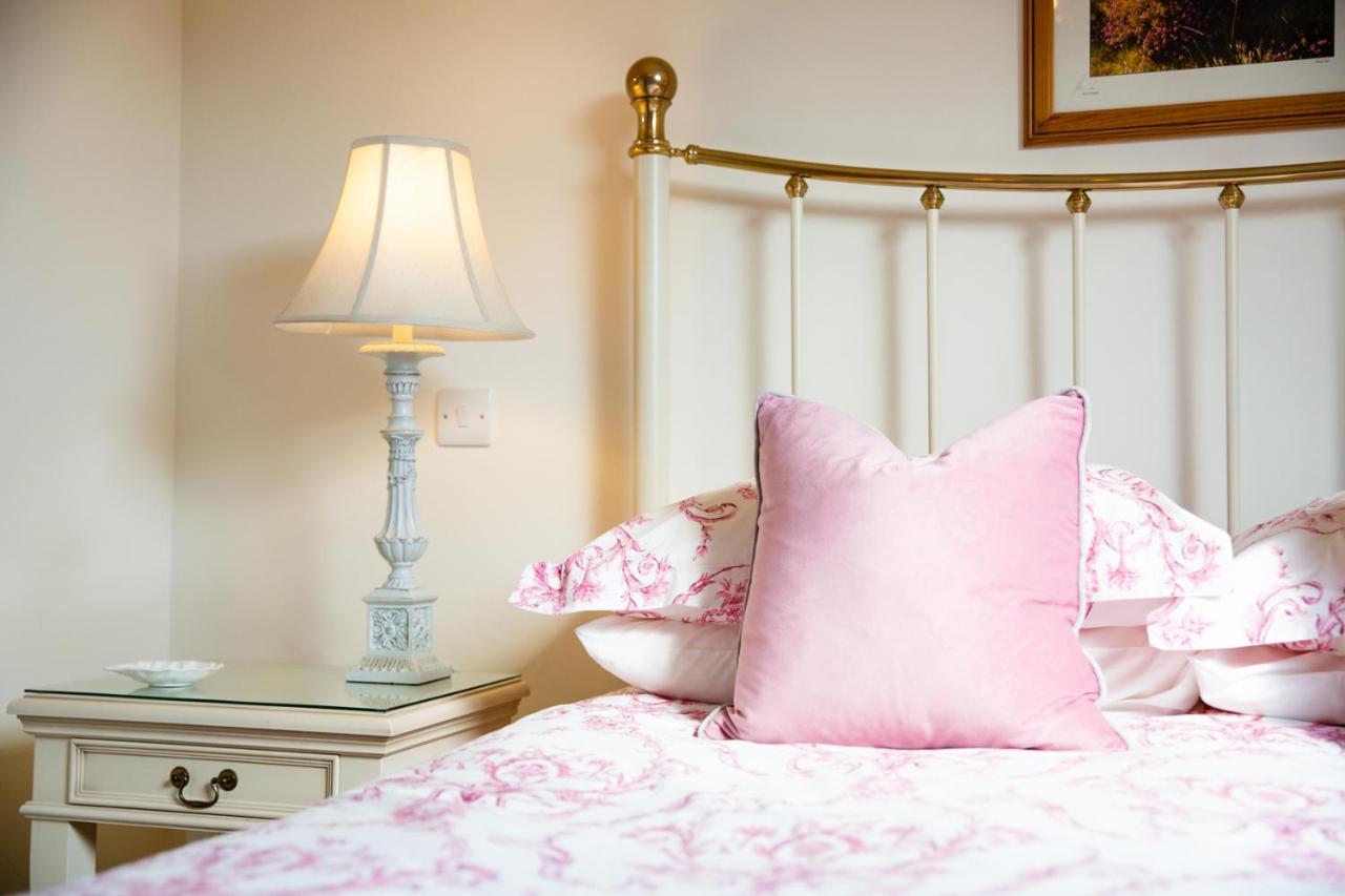 Higher Weddicott Barn Holiday Cottage - Self Catering Chagford Extérieur photo