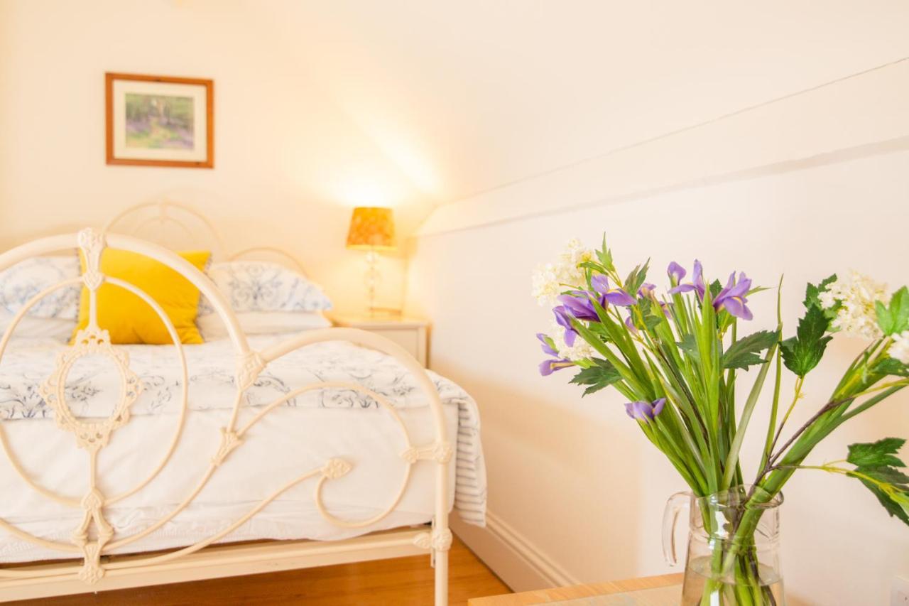 Higher Weddicott Barn Holiday Cottage - Self Catering Chagford Extérieur photo