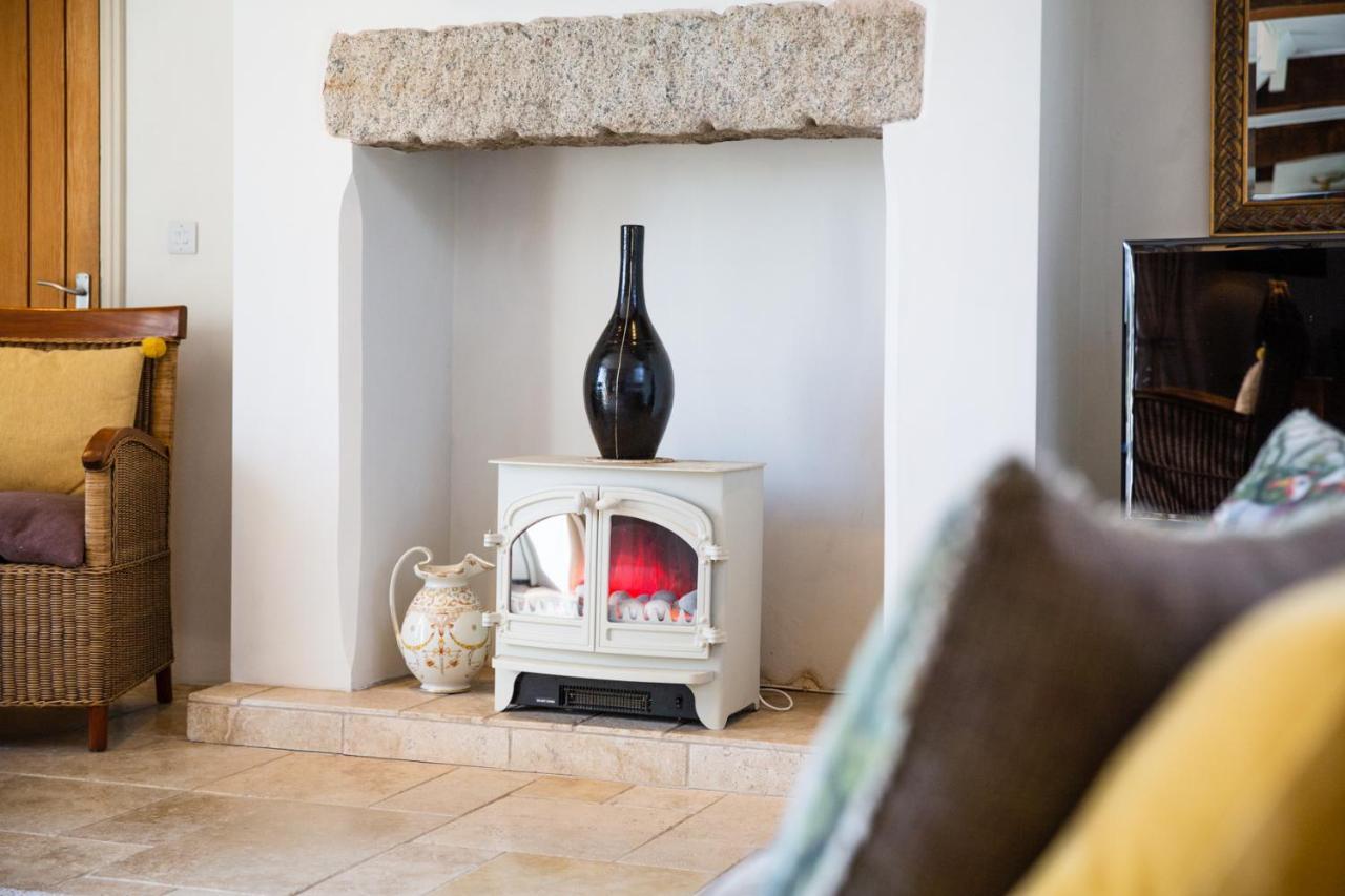 Higher Weddicott Barn Holiday Cottage - Self Catering Chagford Extérieur photo