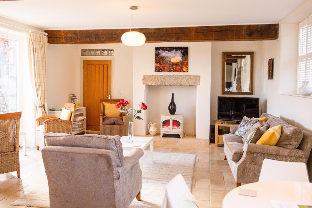 Higher Weddicott Barn Holiday Cottage - Self Catering Chagford Extérieur photo